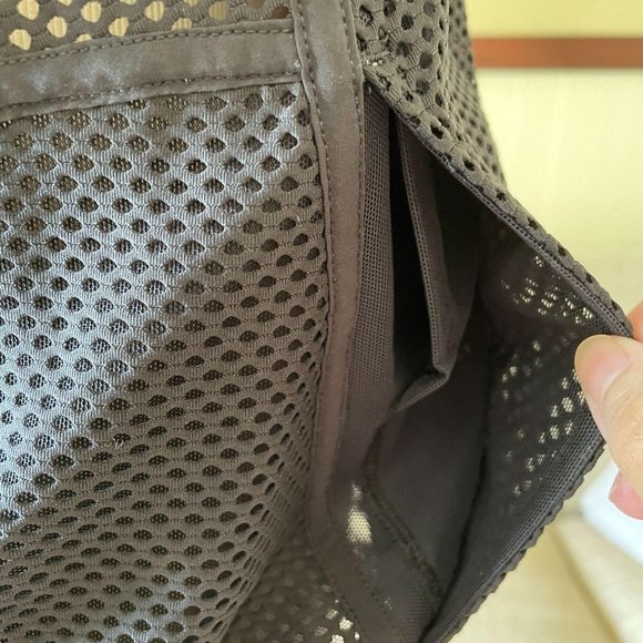 Lululemon Mesh on Mesh Jacket Size 6 - Picture 8 of 13